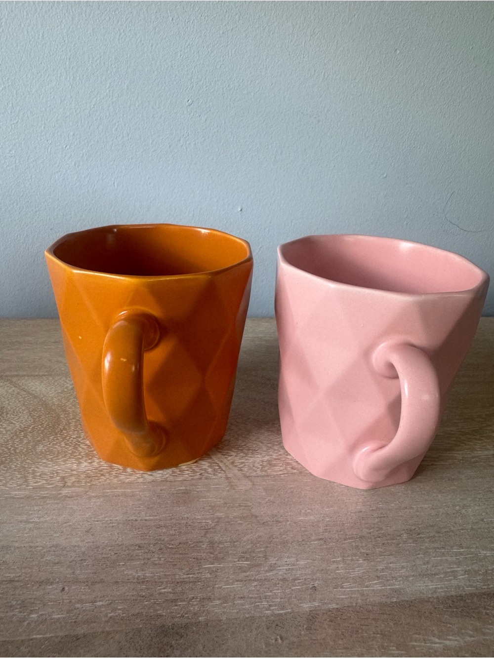 Diamond-Texture Ceramic Mug Set - Orange & Pink